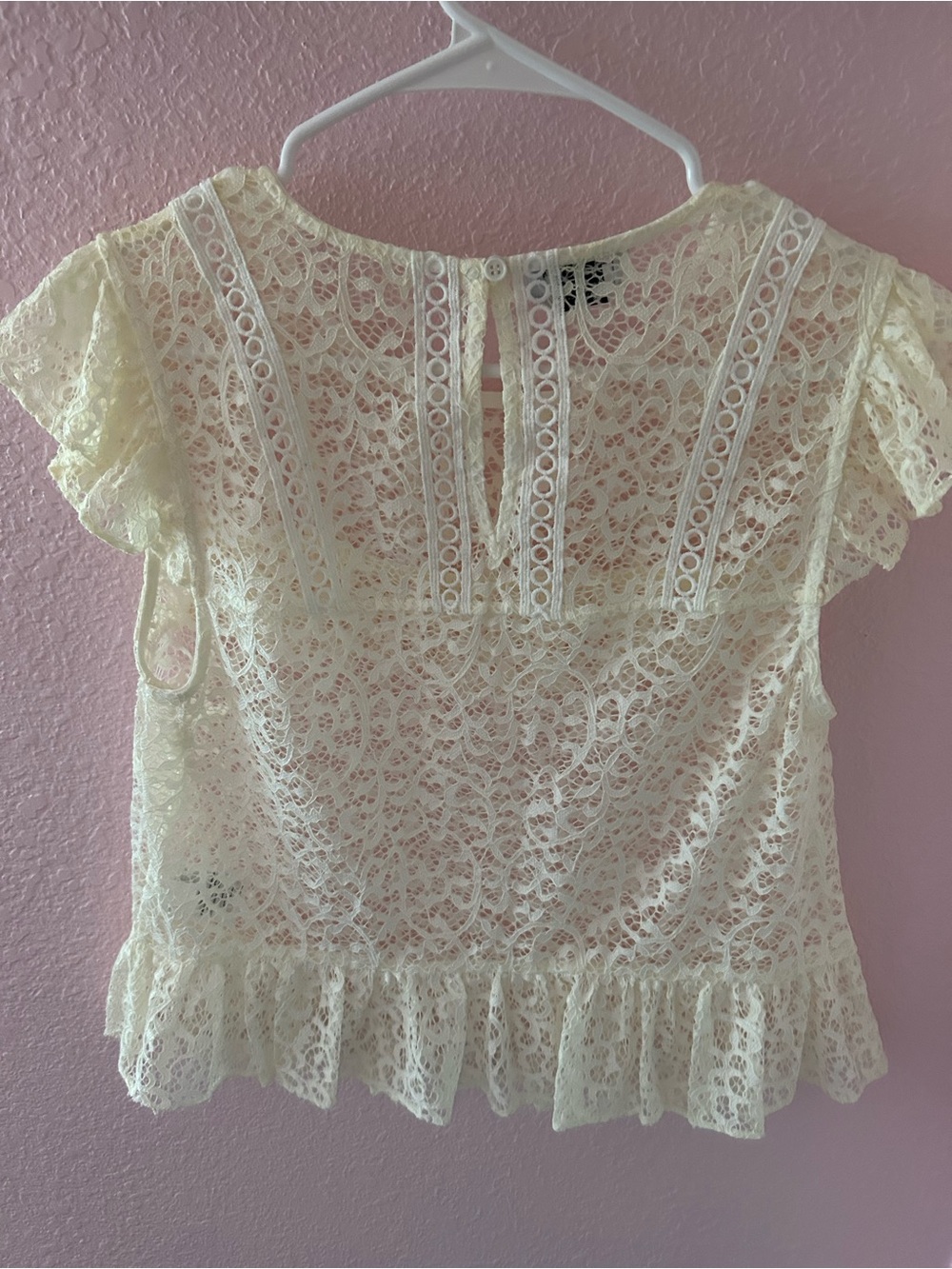 bebe Cream Lace Ruffle Top - Picture 3 of 5
